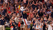 Auburn Tigers have seen two receivers reported to have plans to enter the transfer portal.