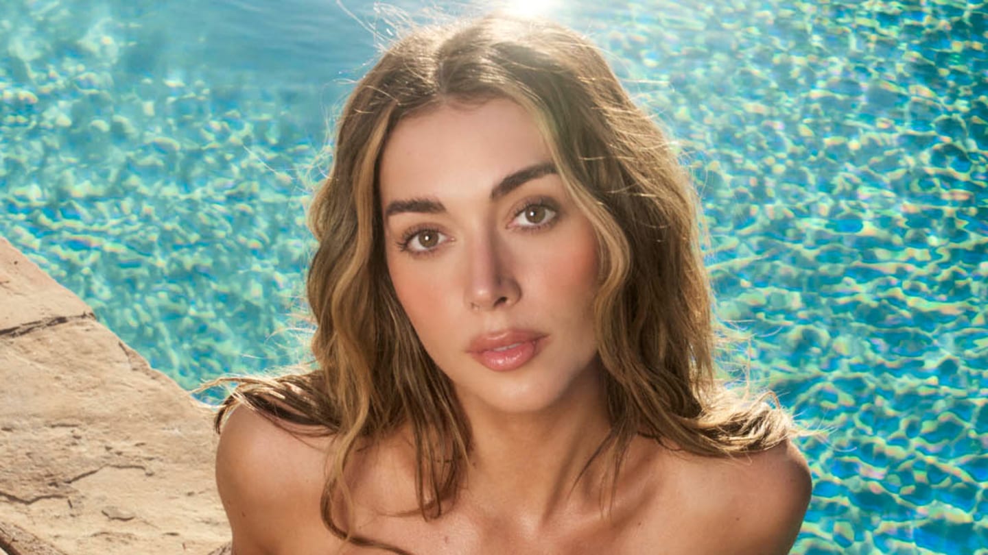 Brianna LaPaglia Is SI Swimsuit’s January 2025 Digital Cover Model