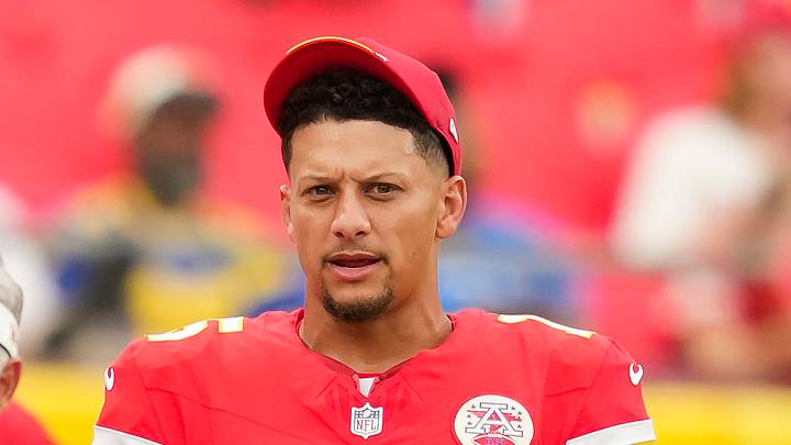 Kansas City Chiefs quarterback Patrick Mahomes (15)