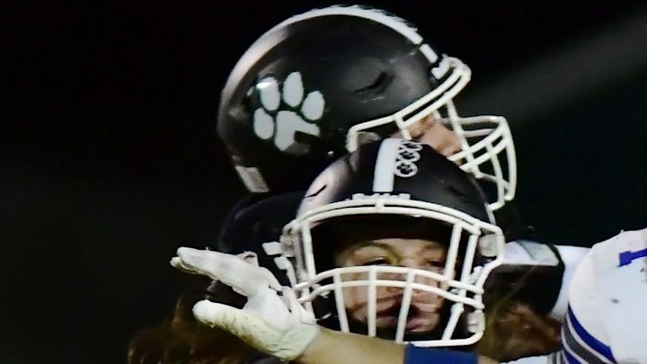 Patuxent knocked off then No. 22 Huntington to move to 4-0 and climb into the Top 25 Maryland High School Football Rankings.