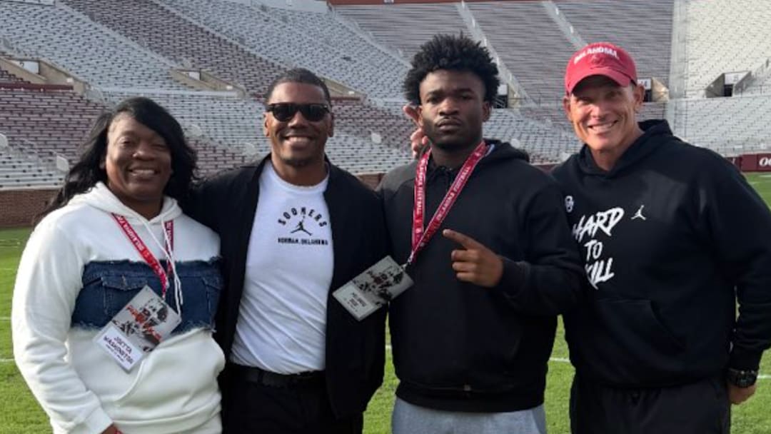 Oklahoma running back commit Keldrid Ben, coach Brent Venables