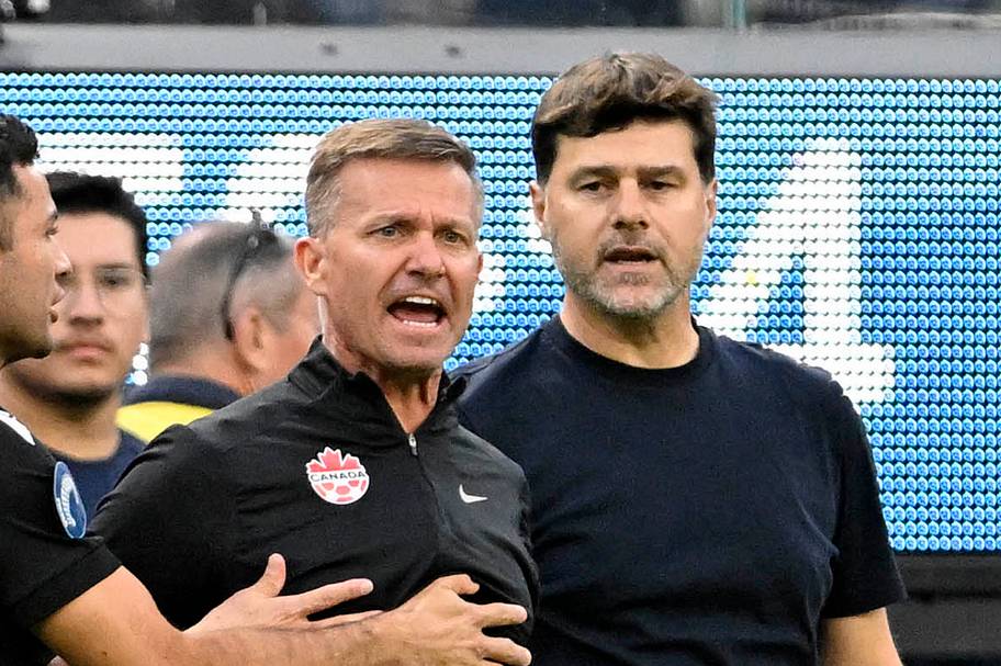 Mauricio Pochettino (right) Jesse Marsch (left) 
