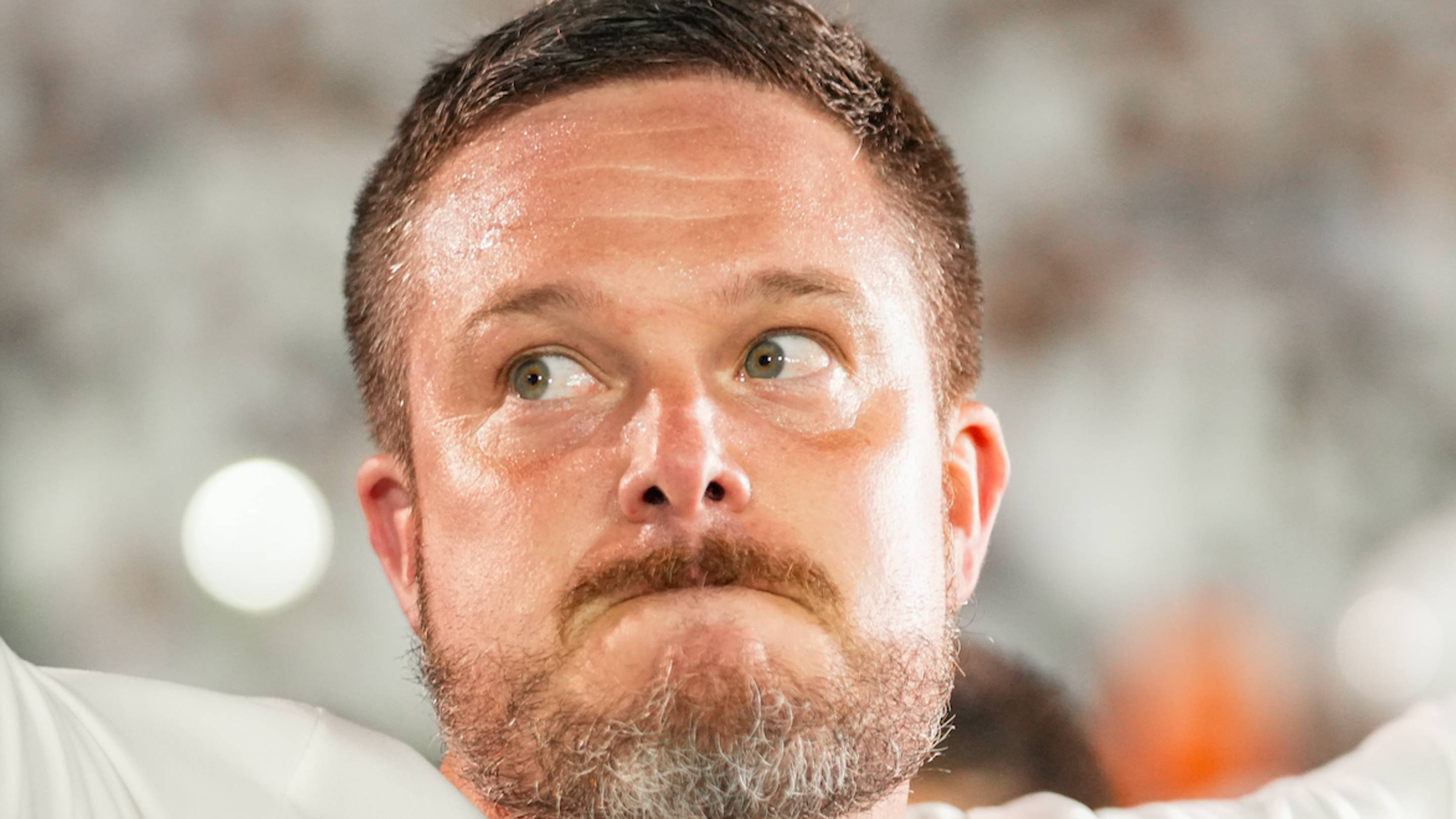 Oregon Ducks Players Divulge When Dan Lanning Is Most Intense
