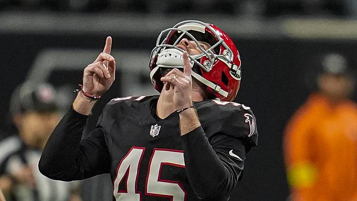 Atlanta Falcons place kicker Zane Gonzalez reacts after kicking the go ahead field goal against the Los Angeles Rams during the second half at Mercedes-Benz Stadium