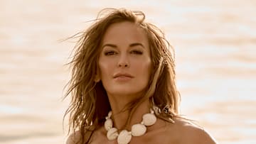 Jena Sims was photographed by Yu Tsai in Mexico.