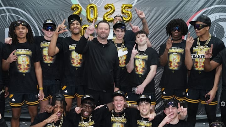 OTE YNG Dreamerz celebrate winning championship OTE YNG Dreamerz celebrate winning championship