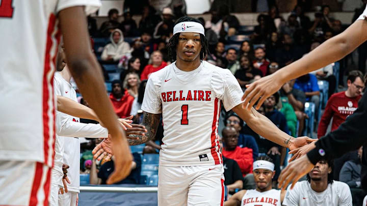 Shelton Henderson gears up for game against number 1 Brenna High School