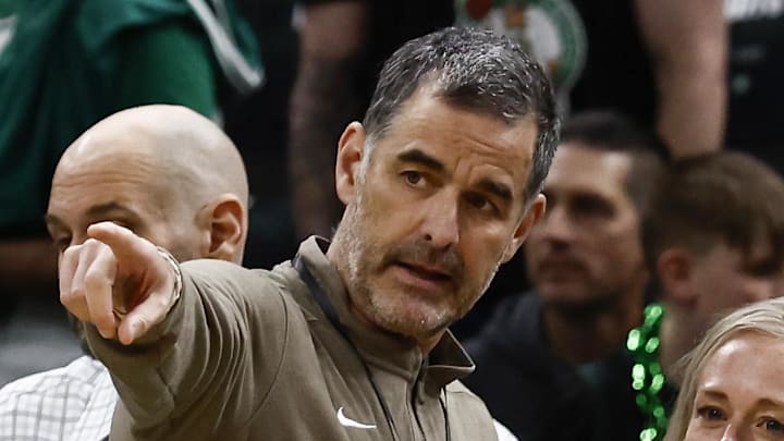 Boston Celtics, Bill Chisholm, Wyc Grousbeck, Celtics sale
