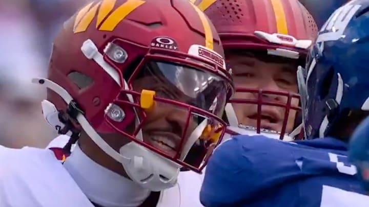 Thankfully this was a spit-free discussion between Washington's Jayden Daniels and New York's Abdul Carter. 