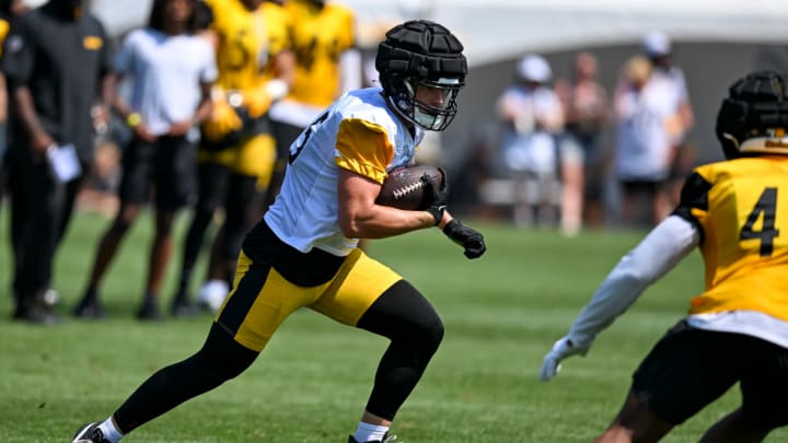 Pittsburgh Steelers fullback Jack Colletto at training camp