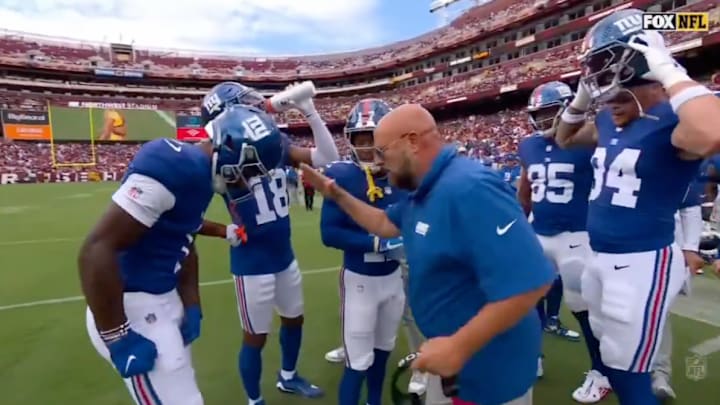 Giants head coach Brian Daboll tried really hard to get a high five from Malik Nabers. 