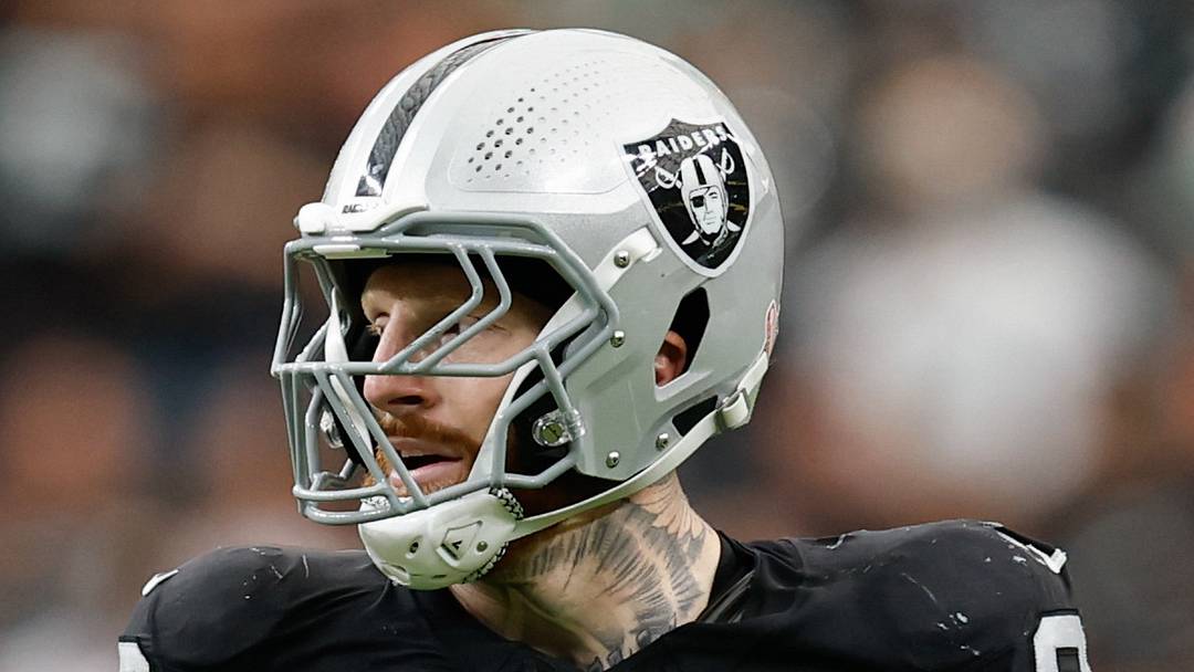 Sep 13, 2026; Paradise, Nevada, USA; Las Vegas Raiders defensive end Maxx Crosby (98) prepares for a play against the Miami Dolphins at Allegiant Stadium. Mandatory Credit: David Brytus-Imagn Images.