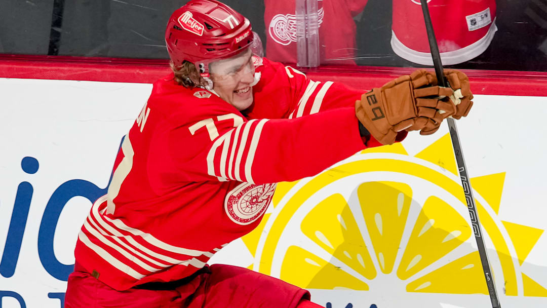 Toronto Maple Leafs v Detroit Red Wings