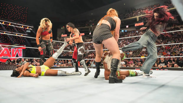 Bianca Belair and Jade Cargill are attacked by Shayna Baszler, Zoey Stark, Alba Fyre, and Isla Dawn.