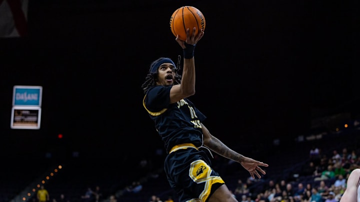 Isaac Taveras led the Golden Eagles with 32 points on Sunday with the season on the line. Isaac Taveras led the Golden Eagles with 32 points on Sunday with the season on the line.