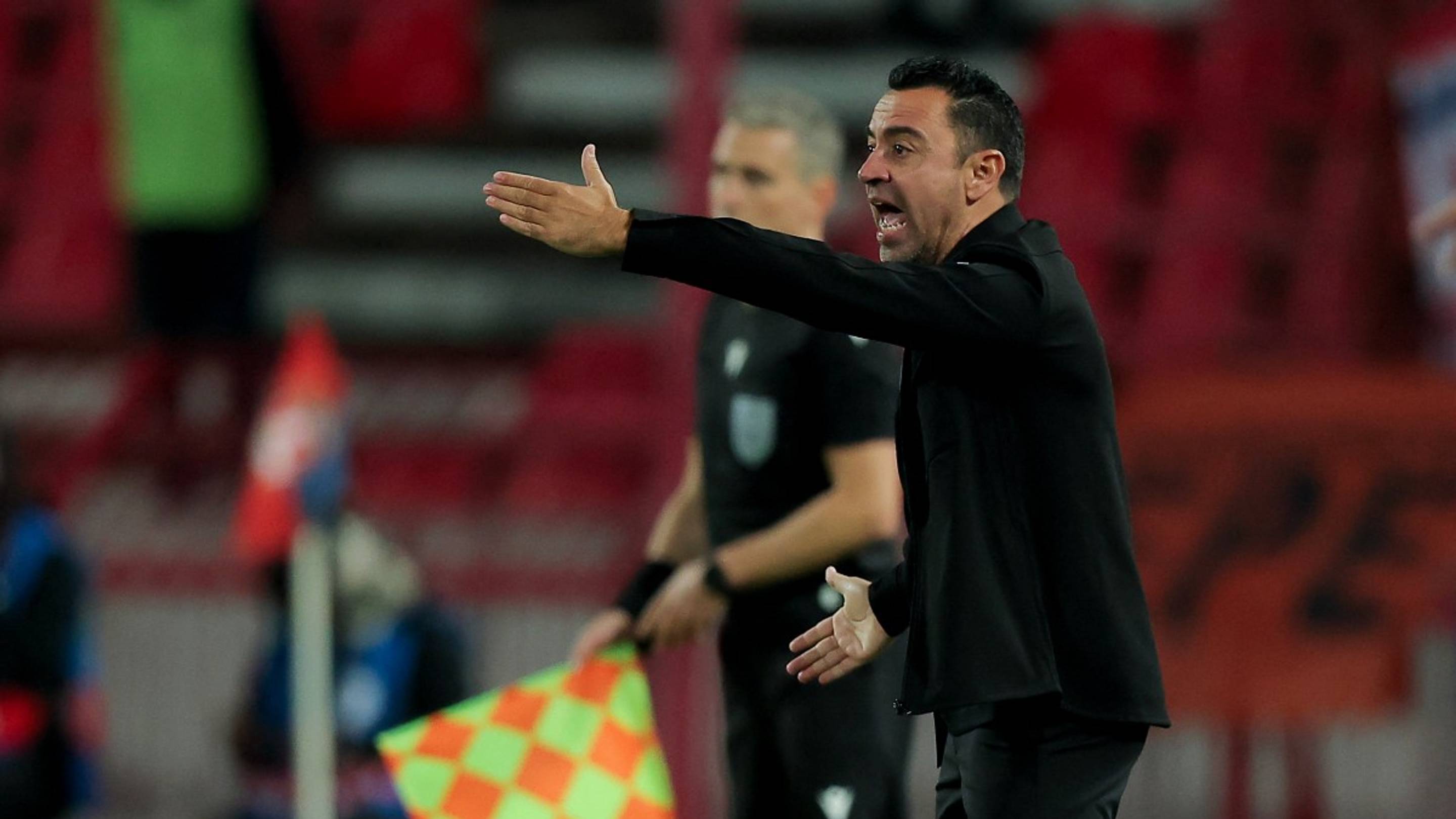 Países Bajos gana 2-1 en Serbia y logra el primer triunfo de la era Xavi