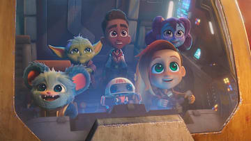 (L-R) Back Row: Master Yoda (Piotr Michael), Kai Brightstar (JeCobi Swain), Lys Solay (Juliet Donenfeld), Front Row: Nubs, RJ-83, and Nash Durango (Emma Berman) in Star Wars: Young Jedi Adventures "Yoda Rescue." Image Credit: StarWars.com