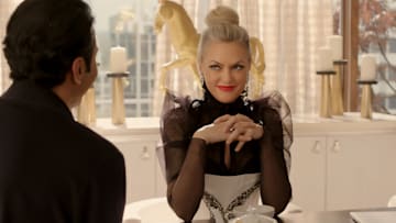 Dynasty -- A Real Actress Could Do It -- Image Number: DYN507_0075r -- Pictured (L - R): Elaine Hendrix as Alexis Carrington Colby -- Photo: The CW -- © 2022 The CW Network, LLC. All Rights Reserved.
