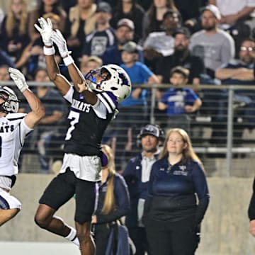 Jermaine Bishop rises to catch a pass during Willis' win over Tomball Memorial on Nov. 17, 2023.
