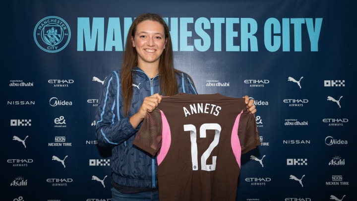 Goalkeeper Eve Annets joins Manchester City 