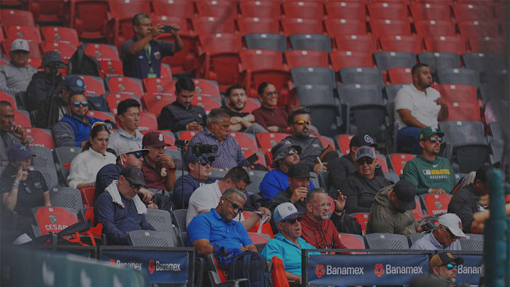 Scouts de Grandes Ligas durante del showcase de prospectos de la Liga Mexicana de Beisbol, en el Estadio Alfredo Harp Helú