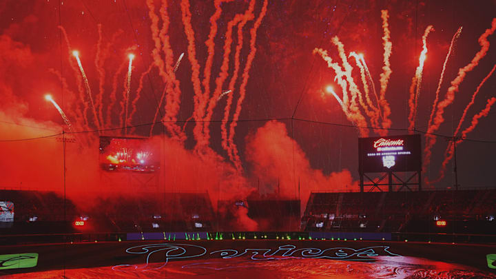 Los Diablos Rojos del México y los Leones de Yucatán se enfrentarán este sábado 9 de agosto en el Estadio Alfredo Harp Helú Los Diablos Rojos del México y los Leones de Yucatán se enfrentarán este sábado 9 de agosto en el Estadio Alfredo Harp Helú