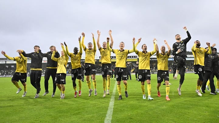 Jugadores del Mjällby AIF viven la historia del equipo cenicienta.