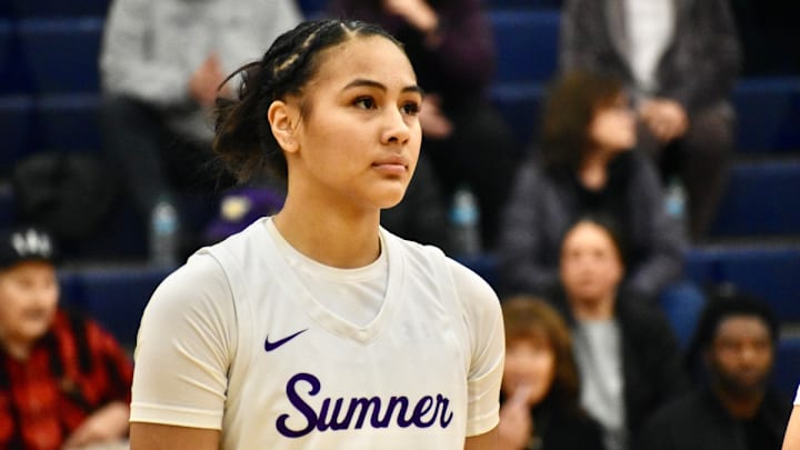 Kawehi Borden and Sumner girls are coming off a 73-42 win over Bethel.