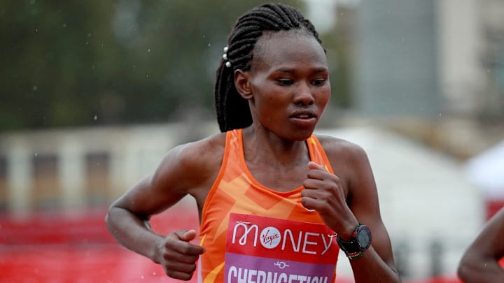 Ruth Chepngetich, plusmarquista mundial de maratón, ha sido suspendida por dopaje. Se expone a una suspensión de dos años.