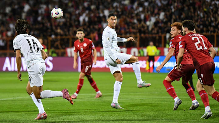 Cristiano Ronaldo lideró a Portugal para derrotar a Armenia.