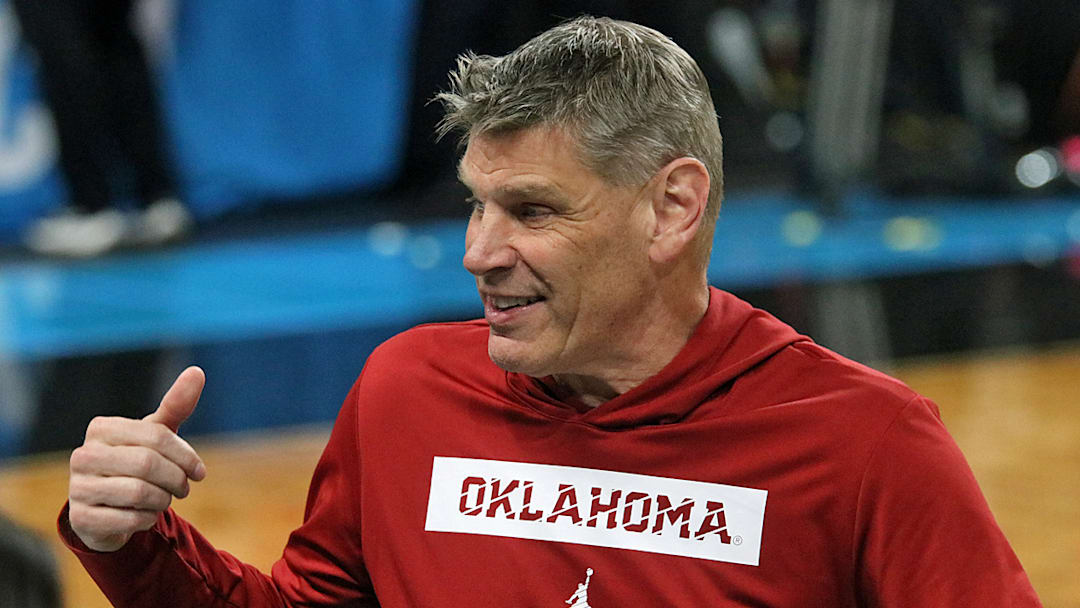 Oklahoma coach Porter Moser