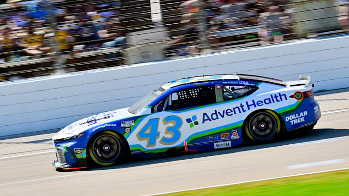 Erik Jones and John Hunter Nemechek put forward an excellent showing Sunday at Texas Motor Speedway, scoring a double top-10 for LEGACY MOTOR CLUB. Erik Jones and John Hunter Nemechek put forward an excellent showing Sunday at Texas Motor Speedway, scoring a double top-10 for LEGACY MOTOR CLUB.