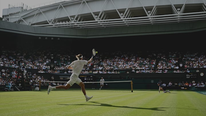 El alemán Alexander Zverev, ejecuta un golpe de derecha contra Arthur Rinderknech, durante el partido de primera ronda de individuales masculinos en el segundo día del Campeonato de Wimbledon 2025 El alemán Alexander Zverev, ejecuta un golpe de derecha contra Arthur Rinderknech, durante el partido de primera ronda de individuales masculinos en el segundo día del Campeonato de Wimbledon 2025