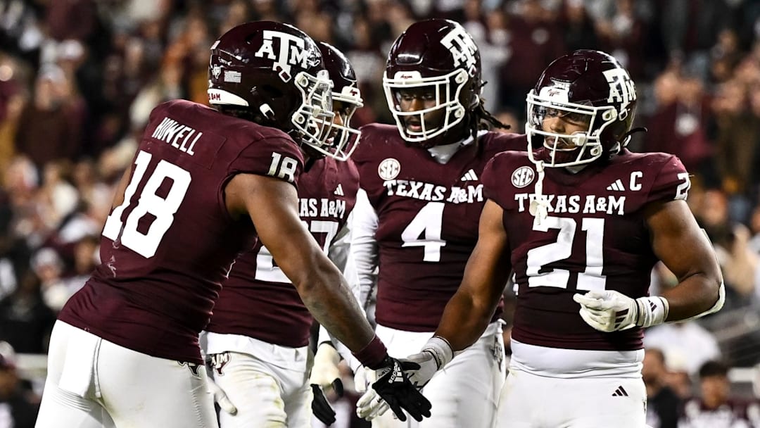 Texas A&M Aggies linebacker Taurean York (21) reacts against the Texas Longhorns at Kyle Field on Nov. 30, 2024.
