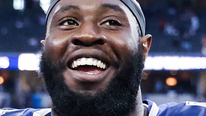 Chicago Bears defensive tackle Neville Gallimore