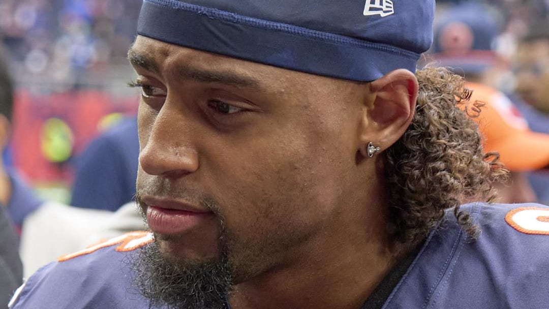 Chicago Bears defensive back Kyler Gordon during a game.