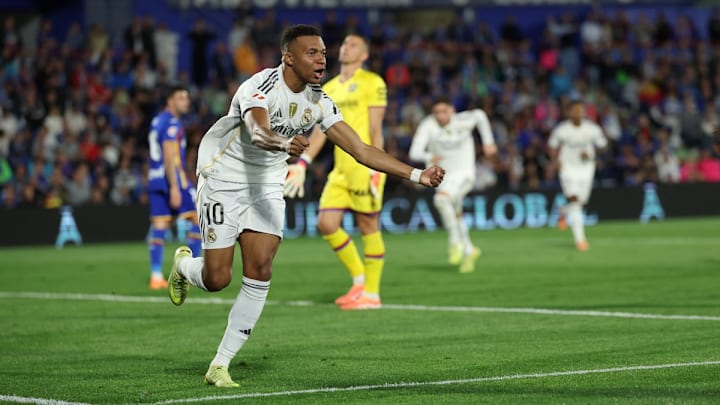 Kylian Mbappe desatascó al Real Madrid, anotó su gol 18 en 14 partidos y deja a su club como líder previo al Clásico. Kylian Mbappe desatascó al Real Madrid, anotó su gol 18 en 14 partidos y deja a su club como líder previo al Clásico.