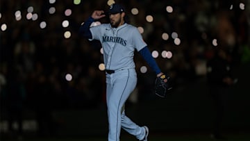 Andrés Muñoz es uno de los mejores relevistas de MLB con un salario que se distancia de su dominio.