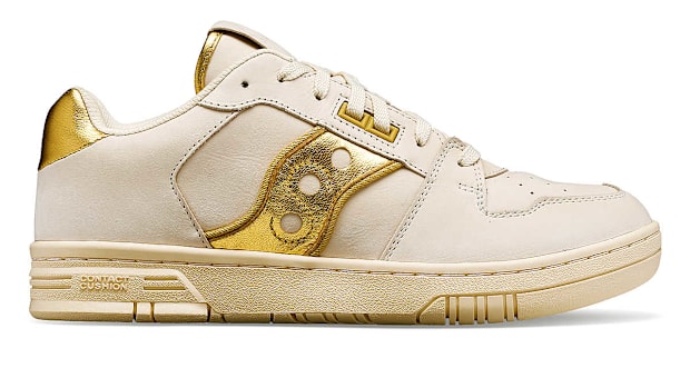 saucony basketball shoes