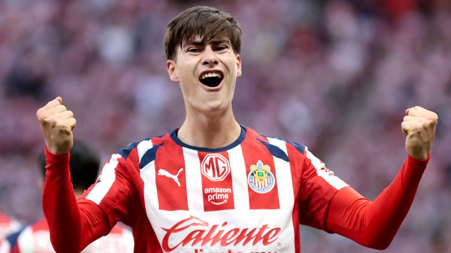 Del Olympiakos a la Premier: el camino que podría seguir la Hormiga González