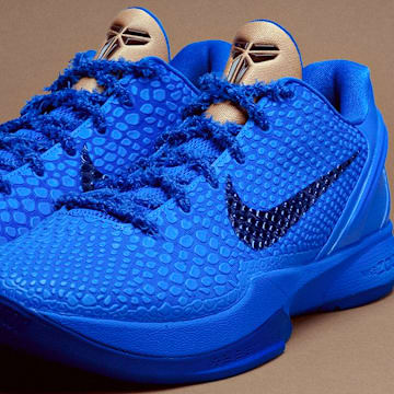 Indiana Fever guard Caitlin Clark debuted the Nike Kobe 6 "Cookie Monster" colorway.