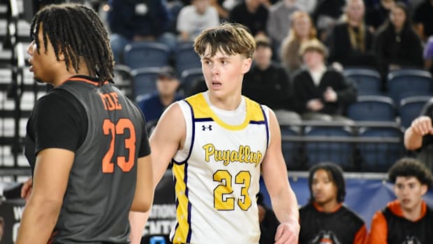 Drew Jones sank a game-tying jump shot, and finished with 26 points in Puyallup's win over Davis of Yakima.