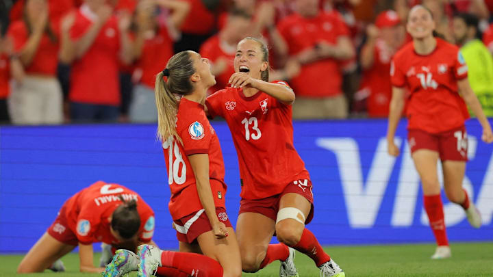 Suiza, anfitriona de la Eurocopa 2025, se mantiene viva en su torneo gracias a un empate agónico frente a Finalandia.