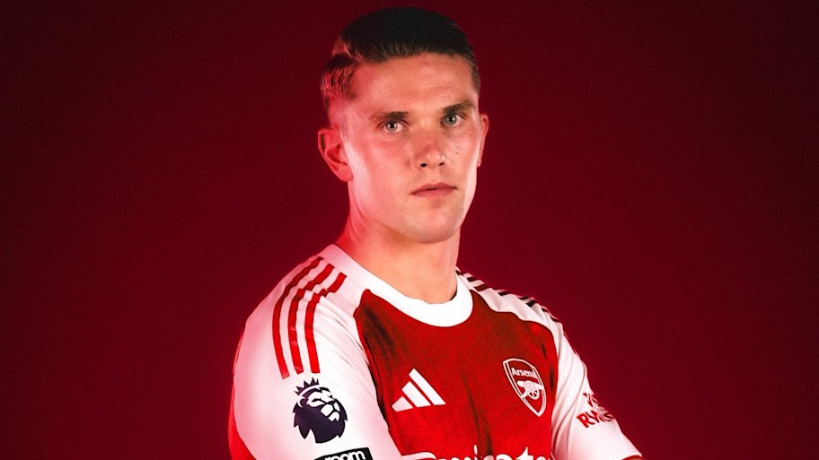First look at Viktor Gyökeres in an Arsenal shirt. | X/Arsenal