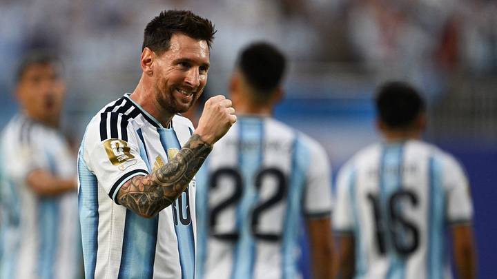 A ocho días de cumplir 39 años, Messi se ha embarcado en una última aventura mundialista. A ocho días de cumplir 39 años, Messi se ha embarcado en una última aventura mundialista.