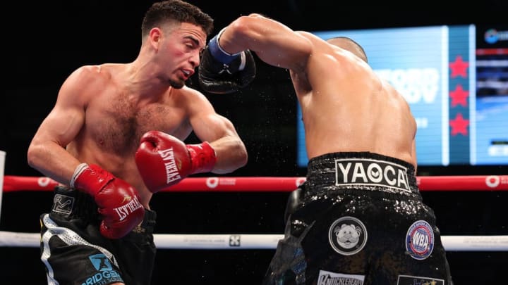 Jose Valenzuela victory over Isaac "Pitbull" Cruz, winning the WBA junior welterweight title