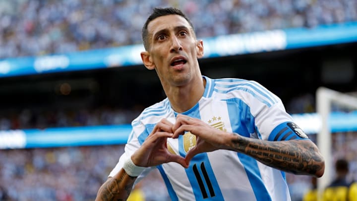 Ángel Di María, campeón del mundo con Argentina en 2022, jugará con Rosario Central. 
