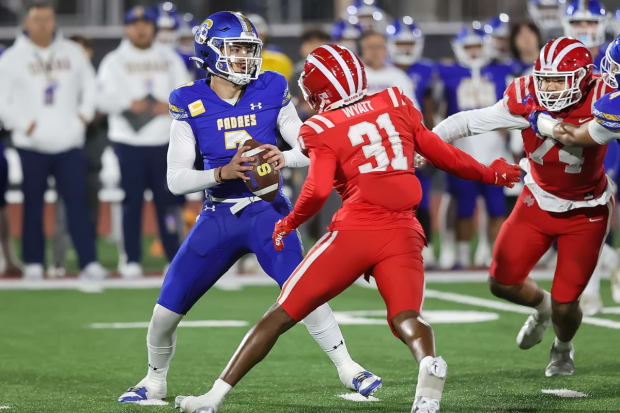 Mater Dei's Nasir Wyatt rushes the QB against Junipero Serra in the CIF State Open Division final on Dec. 12, 2023.