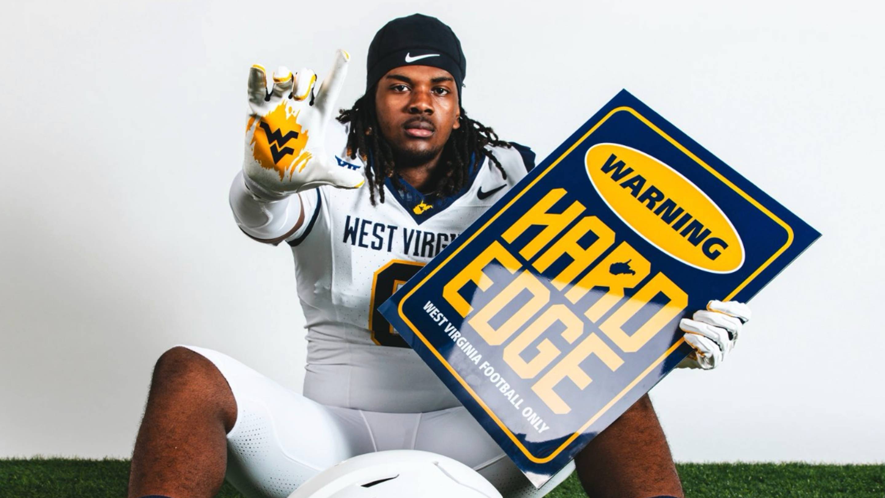West Virginia Beats Out Big 12 and SEC Schools for Consensus 4-Star EDGE Chris Wilson