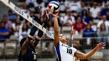 Byron Nelson junior setter Sophee Peterson (10) was named MVP of the 2025 High School on SI Volleyball All-American Teams after leading the Bobcats to back-to-back Class 6A D1 state and national championships and a perfect 42-0 record.